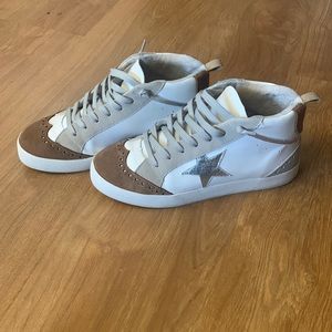 Kellparker Molly size 9 mid-rise shoe